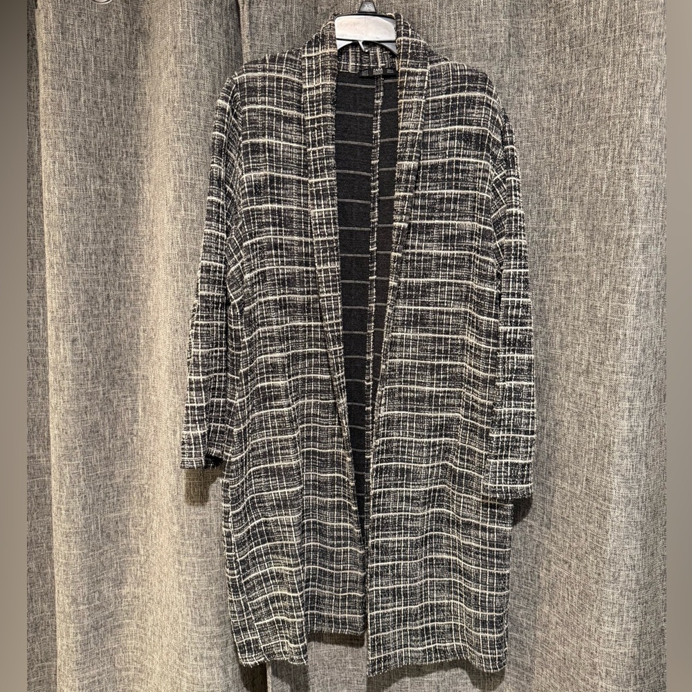 Zara Black and White Textured Jacket